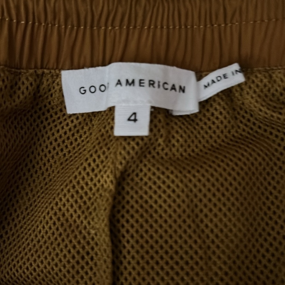 Good American - Picture 2 of 7